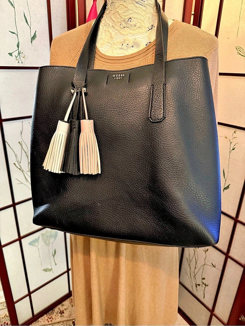 GUESS Black & Pink Tote Bag with Tassels 13x15x3.50
Interior zippered pocket
